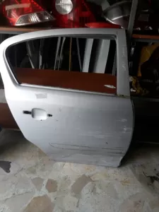 opel corsa D 2011-2015 model sağ arka kapı