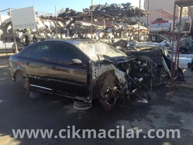 Hurda Belgeli Citroen C5 Parça Bazında Satışta