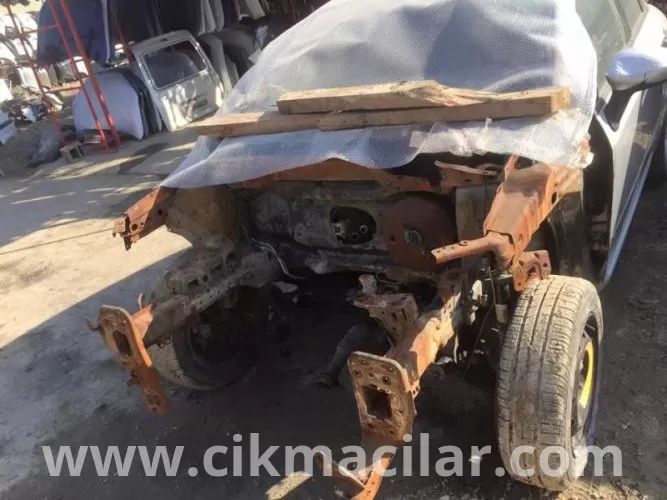 Hurda Belgeli Fiat Line Parça Bazında Satışta
