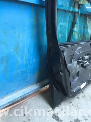 Peugeot 307 Model Uyumlu Çıkma Ön Kapı