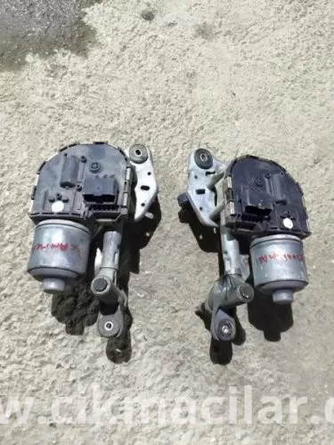 Peugeot 407 Model Uyumlu Cam Silecek Motoru