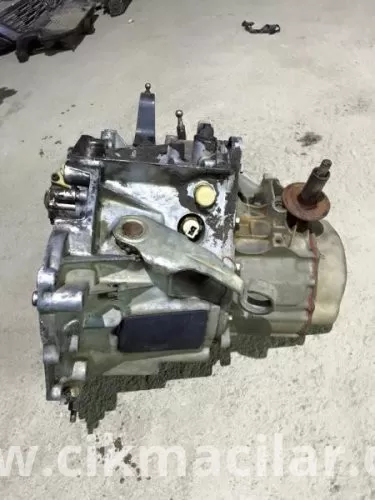 Peugeot Partner 1,9 Model Uyumlu Çıkma Şanzıman