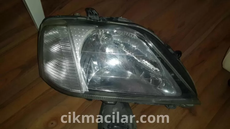 dacia logan 2008 model sag ön far