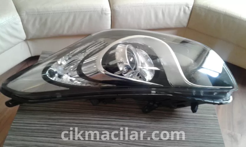 hyundai İ.30 2013-2015 model sol far
