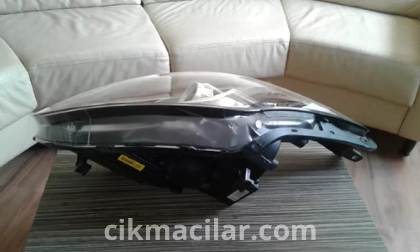 hyundai İ.30 2013-2015 model sol far