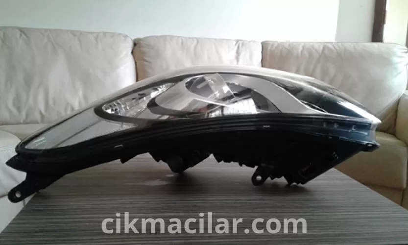 hyundai İ.30 2013-2015 model sol far