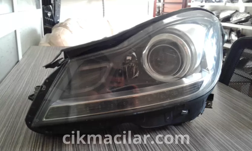 Mercedes c180 2012 model makjaklı sol far