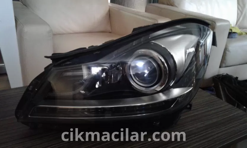 mercedes C 180 2012 model makjaklı sol far