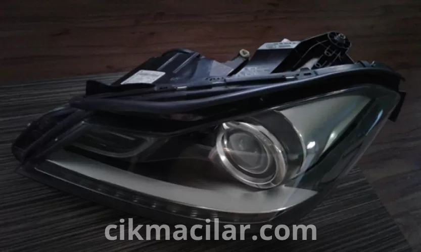 mercedes C 180 2012 model makjaklı sol far