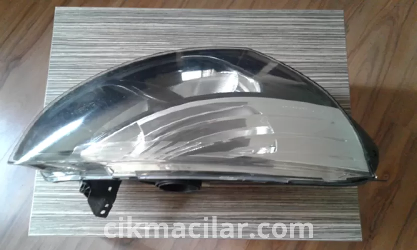 renault clio 4 2013-2015 model sağ far