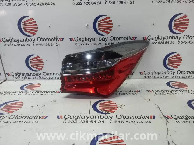 Toyota Corolla 2017 sağ dış stop