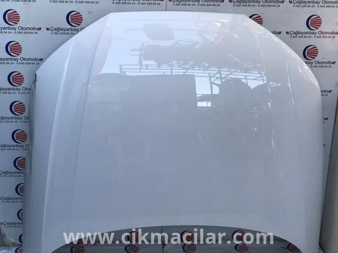 audi a4 2019 motor ön kaput