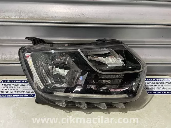 Dacia Duster Sağ ön Far
