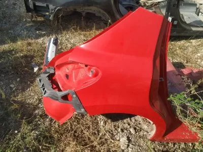 peugeot 207 sağ arka çamurluk