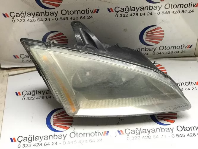 ford focus 2007 sağ far