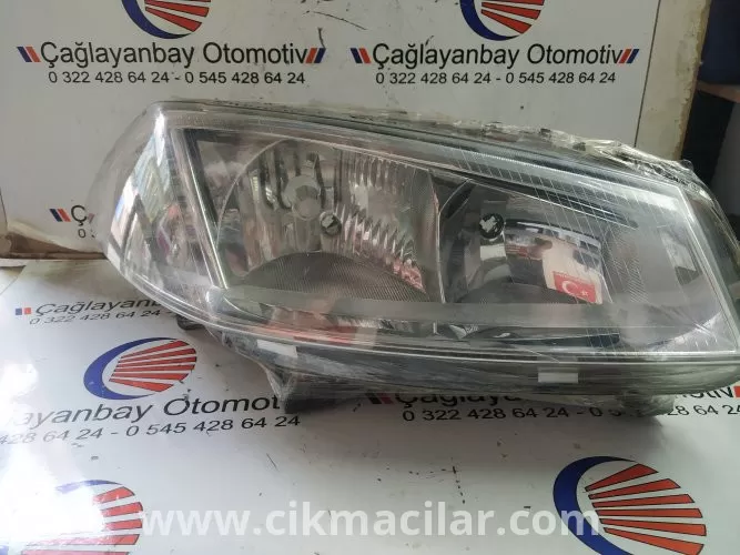 Renault Megane sağ far