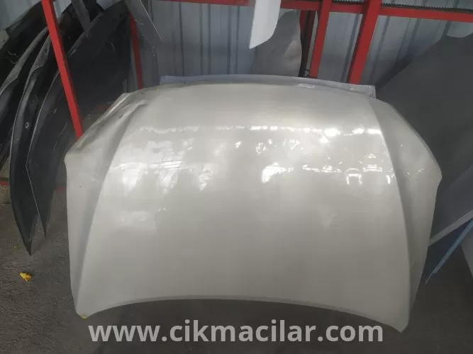 Hyundai Elentra Motor Kaputu