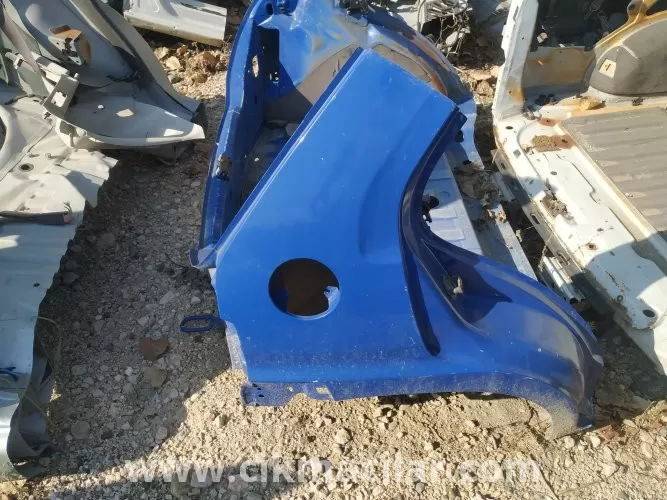 peugeot 106 sağ arka çamurluk