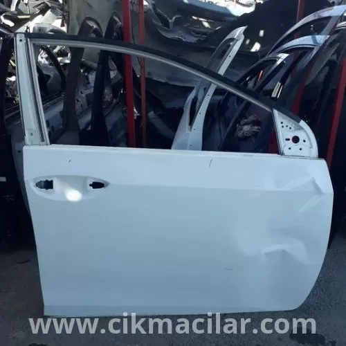 Toyota corolla 2016 sağ ön kapı