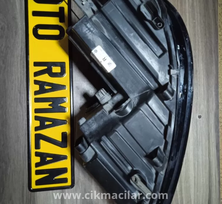 volkswagen caddy sağ ön far 2013-2016 model