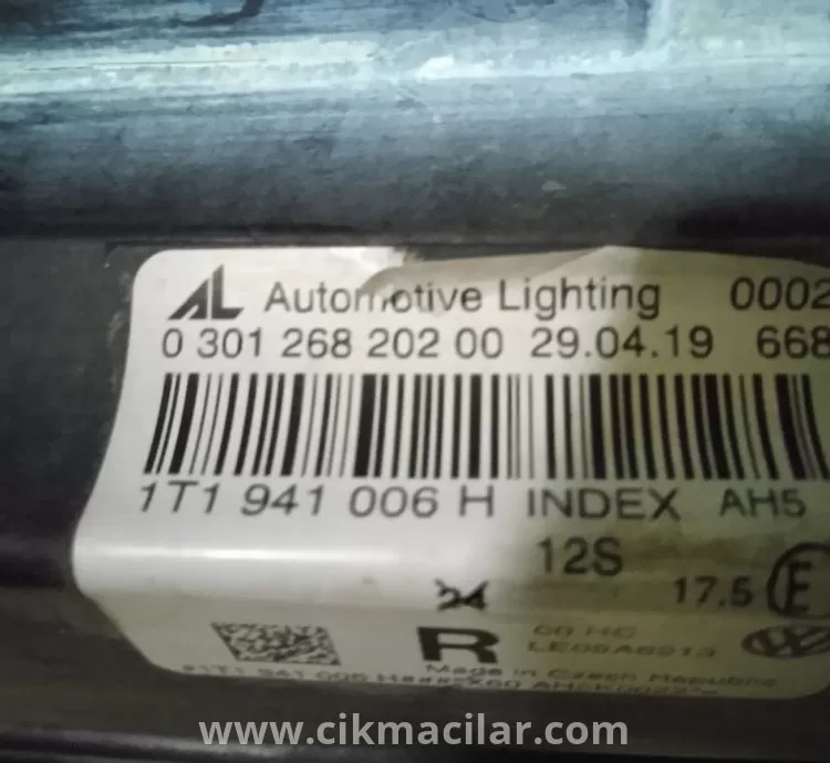 volkswagen caddy sağ ön far 2013-2016 model