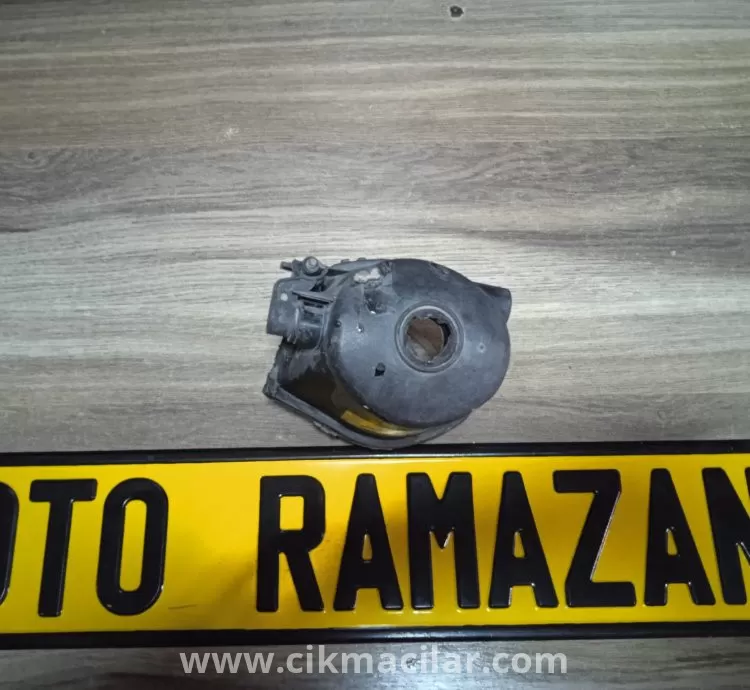 bmw 3 seri E 90 E91  ön sağ sis far 2007-2009 model