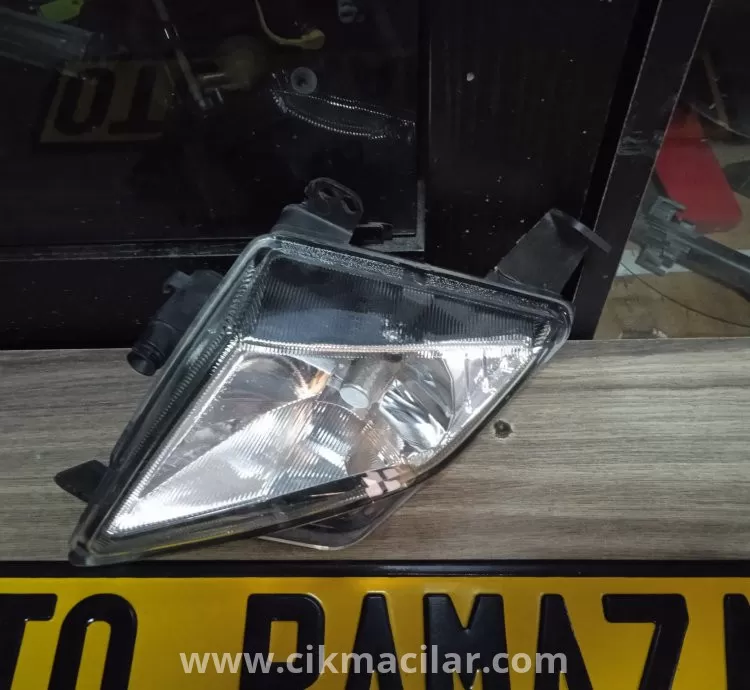 ford focus ön sağ sis far 2019-2024 model