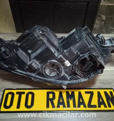 volkswagen golf 8,5 full led sağ ön far 2019-2024 model 7