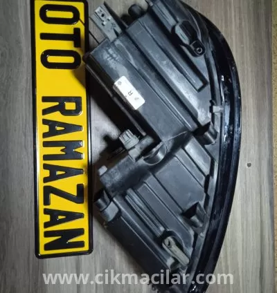 volkswagen caddy sağ ön far 2013-2016 model 5