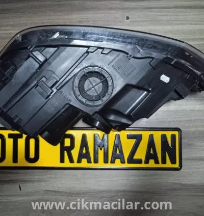 volkswagen polo sağ ön far 2017-2021 model 4