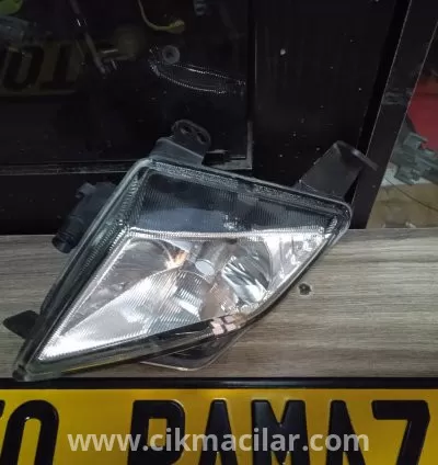 ford focus ön sağ sis far 2019-2024 model 3