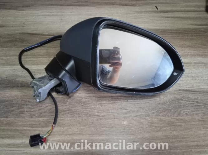 Volkswagen passat B8 sağ dikiz aynası 2015-2020 model