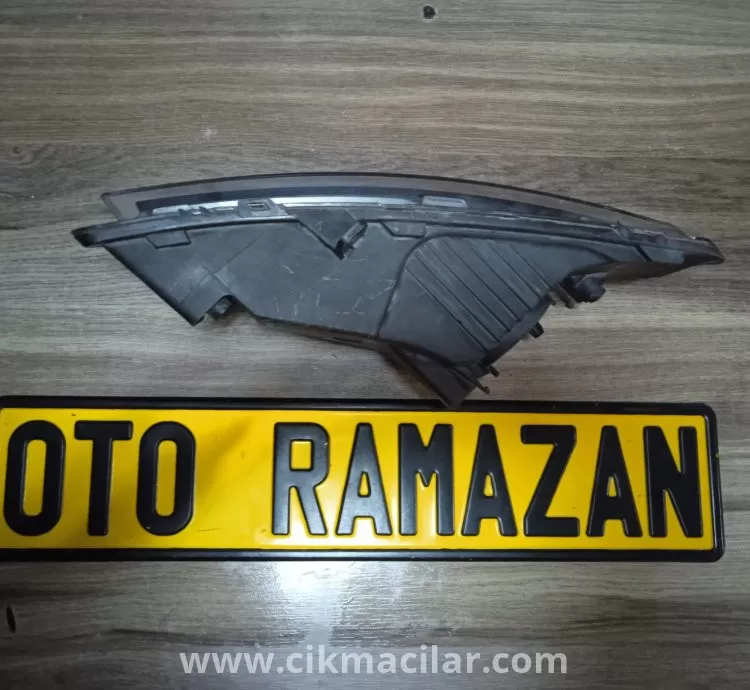 seat leon ön sol sis far 2013-2016 model