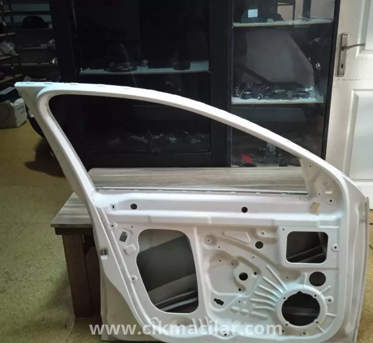 skoda octavia sol ön kapı 2013-2018 model