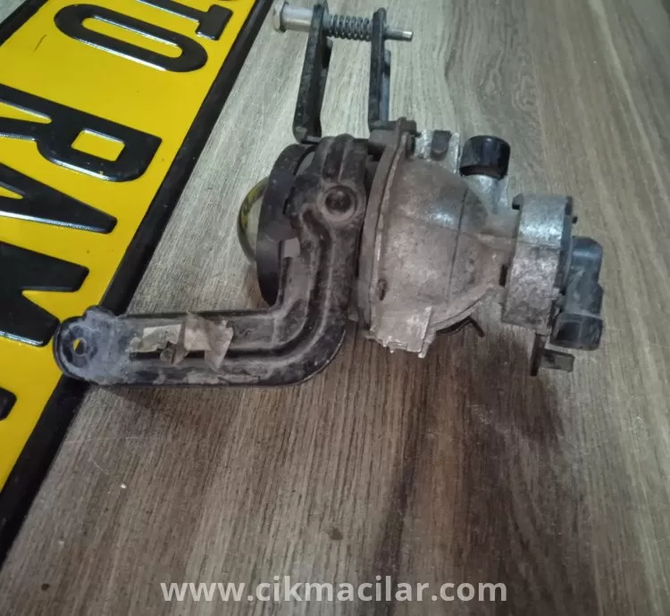 hyundai tucson sol ön sis far 2015-2019 model