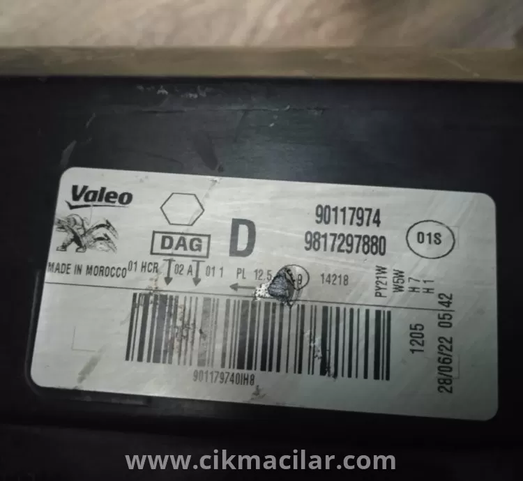 Citroen C-Elyse Ön Sağ Far Makyajlı Kasa 2016-2021 model