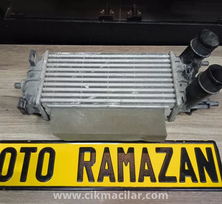 ford fiesta B-max intercooler turbo radyatörü 2018-2019-2020-2021-2022-2023 model uyumlu
