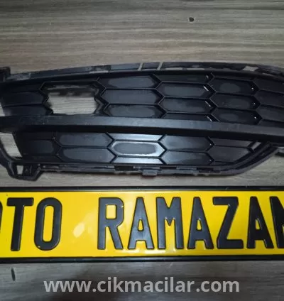 skoda karoq sol ön  sis kapağı 2017 model