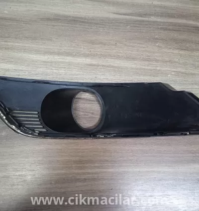 renault megane 4 ön sağ nikelajlı sis farı çerçevesi ​ 4