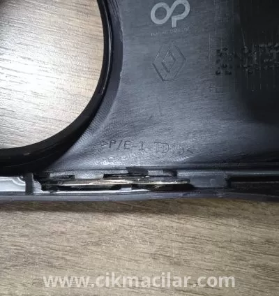 renault megane 4 ön sağ nikelajlı sis farı çerçevesi ​ 3