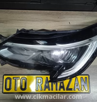 renault taliant sol ön far  2020 model 4