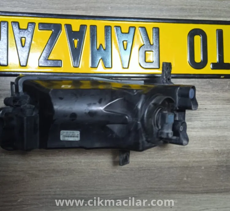 volkswagen caddy sağ ön sis far 2015-2020 model oem:2K5.941.662B