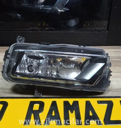 volkswagen caddy sağ ön sis far 2015-2020 model oem:2K5.941.662B 7