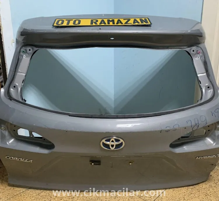 Toyota Corolla 2021 2024 Model Uyumlu Orijinal Çıkma Arka Bagaj Kapağı