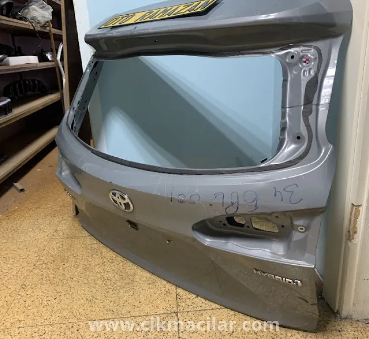 Toyota Corolla 2021 2024 Model Uyumlu Orijinal Çıkma Arka Bagaj Kapağı