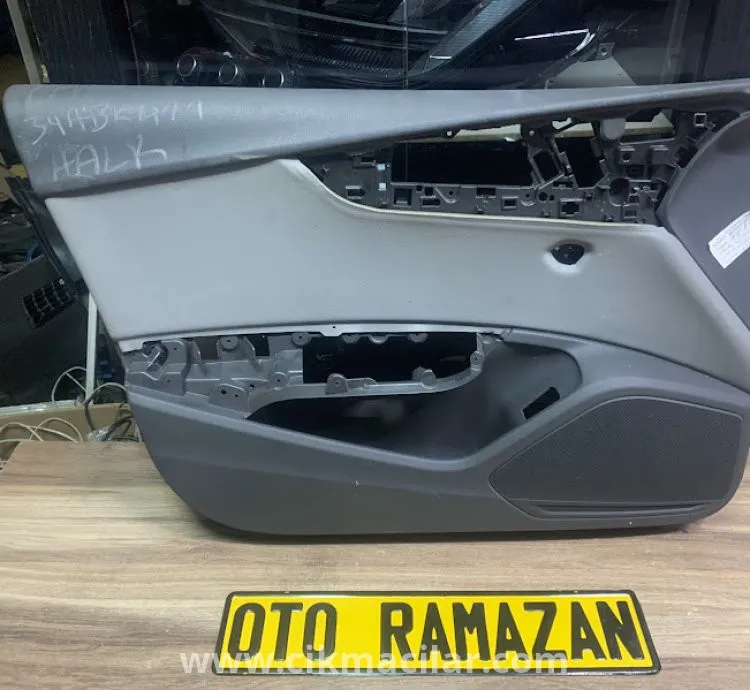 Audi A5 2017 2022 Model Uyumlu Orijinal Çıkma Sol Kapı Döşemesi