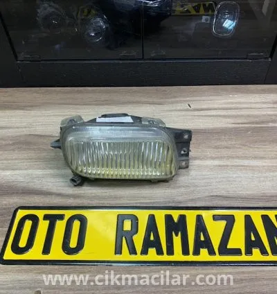 Mitsubishi Canter 2018 Model Uyumlu Orijinal Çıkma Sis Farı