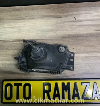 Mitsubishi Canter 2018 Model Uyumlu Orijinal Çıkma Sis Farı