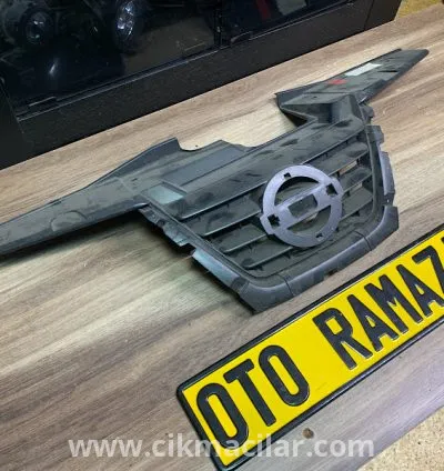 Nissan Juke 2012 2016 Model Uyumlu Orijinal Çıkma Ön Panjur 3
