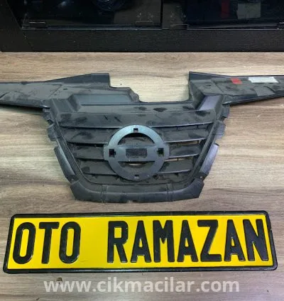 Nissan Juke 2012 2016 Model Uyumlu Orijinal Çıkma Ön Panjur